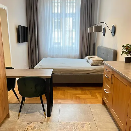 Studencka St Studio Краків Екстер'єр фото
